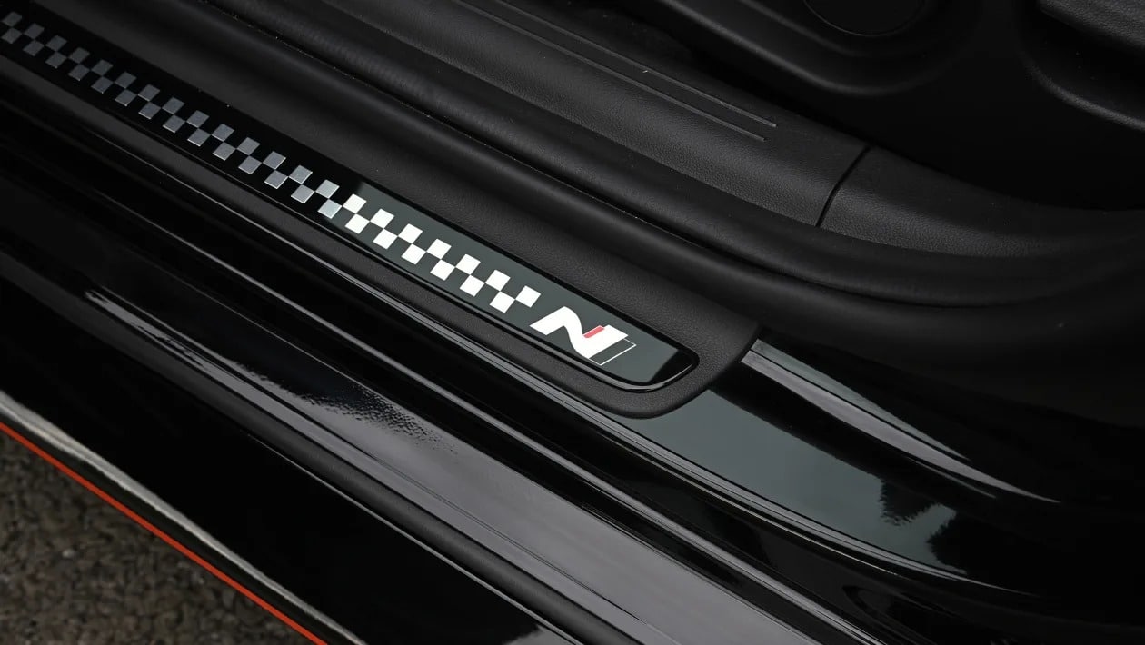 Οδήγηση στο κόκκινο! - Το Hyundai Ioniq 6N δείχνει τι σημαίνει ηλεκτρικό performance