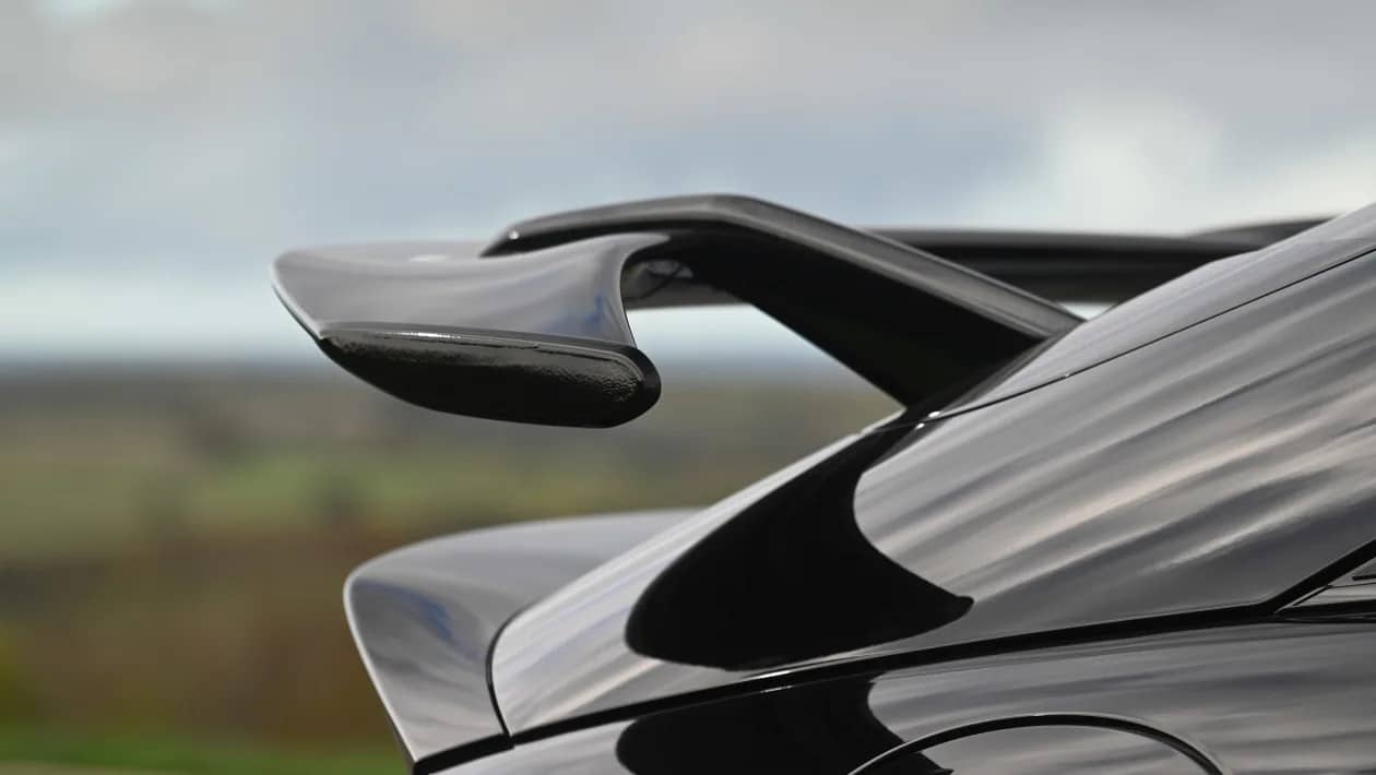 Οδήγηση στο κόκκινο! - Το Hyundai Ioniq 6N δείχνει τι σημαίνει ηλεκτρικό performance