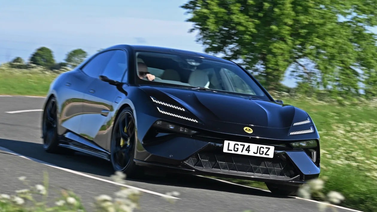 Αυτά τα 7 ηλεκτρικά αυτοκίνητα επιταχύνουν εξαιρετικά γρήγορα