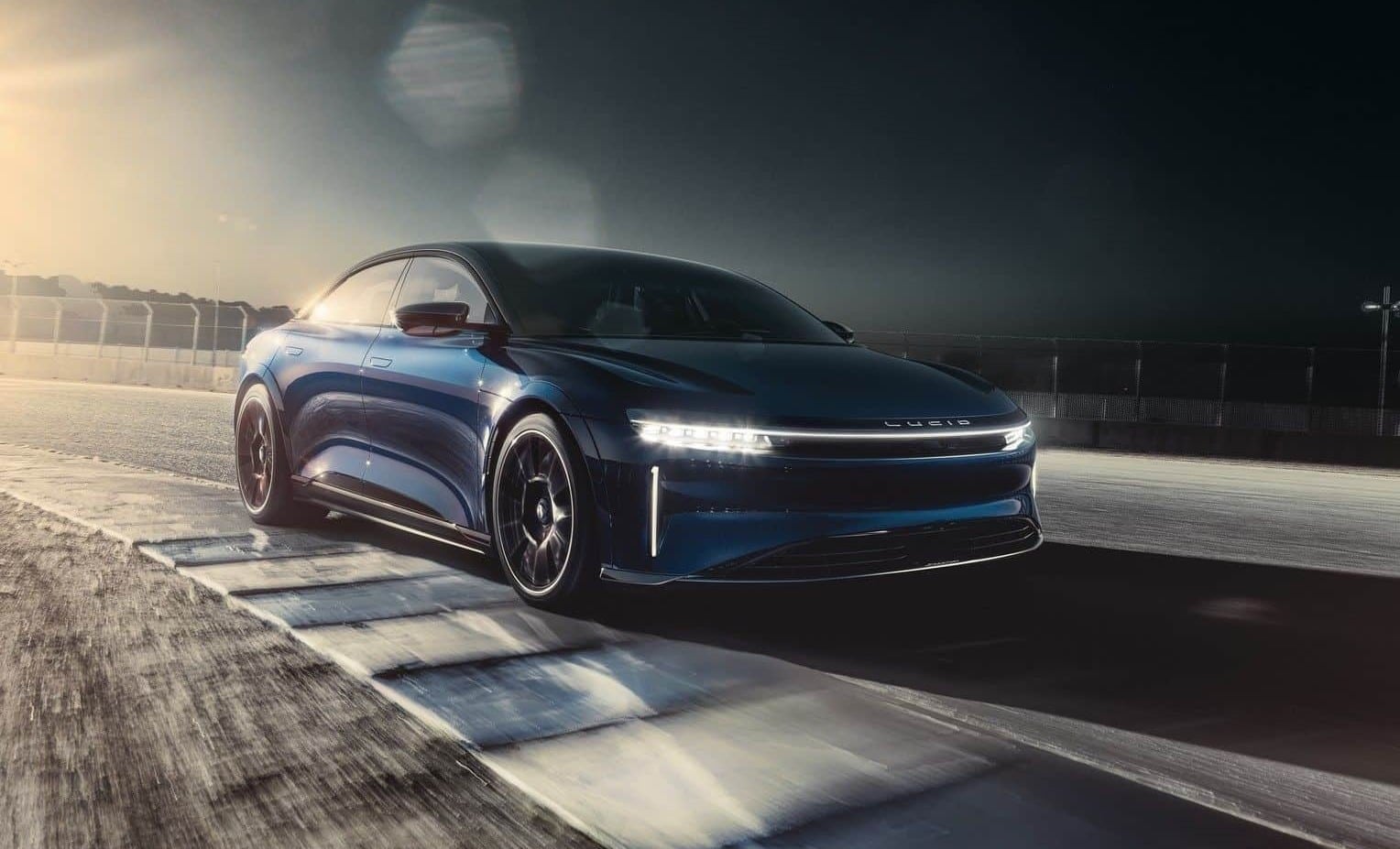 Αυτά τα 7 ηλεκτρικά αυτοκίνητα επιταχύνουν εξαιρετικά γρήγορα