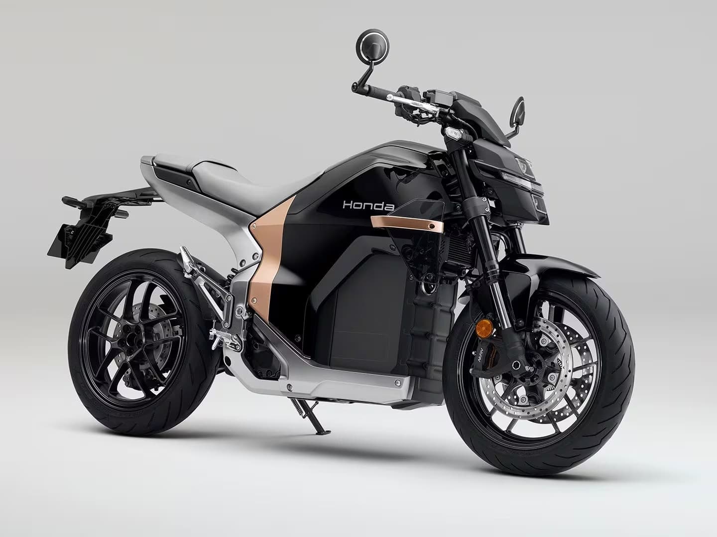 EICMA 2025 - Honda WN7: Η ηλεκτρική μοτοσυκλέτα που αλλάζει τους κανόνες