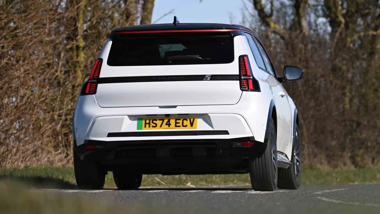 Το θρυλικό Renault 5 γεννιέται ξανά και είναι καλύτερο από ποτέ!