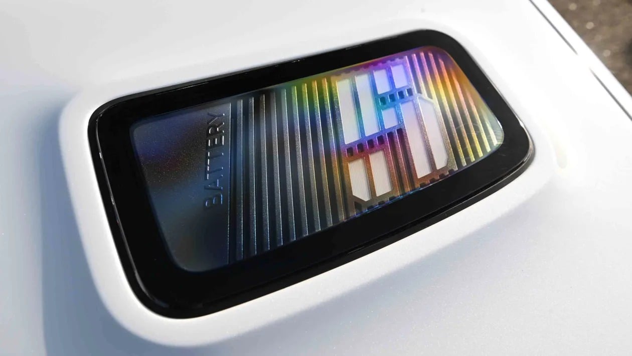 Το θρυλικό Renault 5 γεννιέται ξανά και είναι καλύτερο από ποτέ!