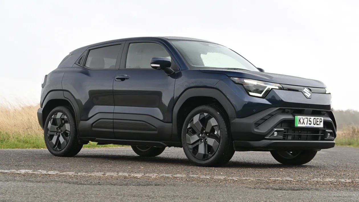 Suzuki e Vitara vs Ford Puma Gen-E: Η μεγάλη κόντρα των μικρών ηλεκτρικών SUV