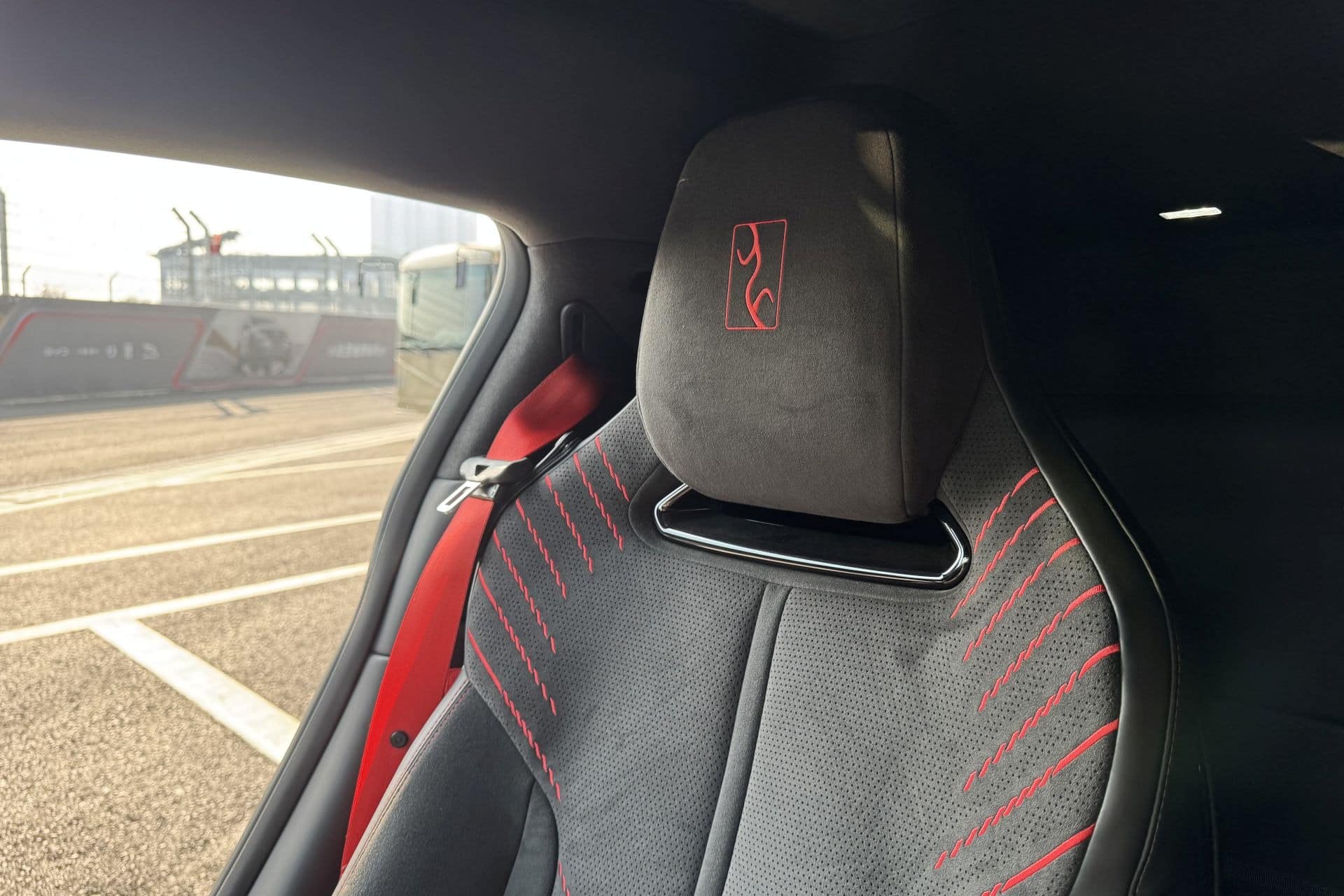 Yangwang U9: Οδηγώντας το ταχύτερο αυτοκίνητο παραγωγής στον κόσμο