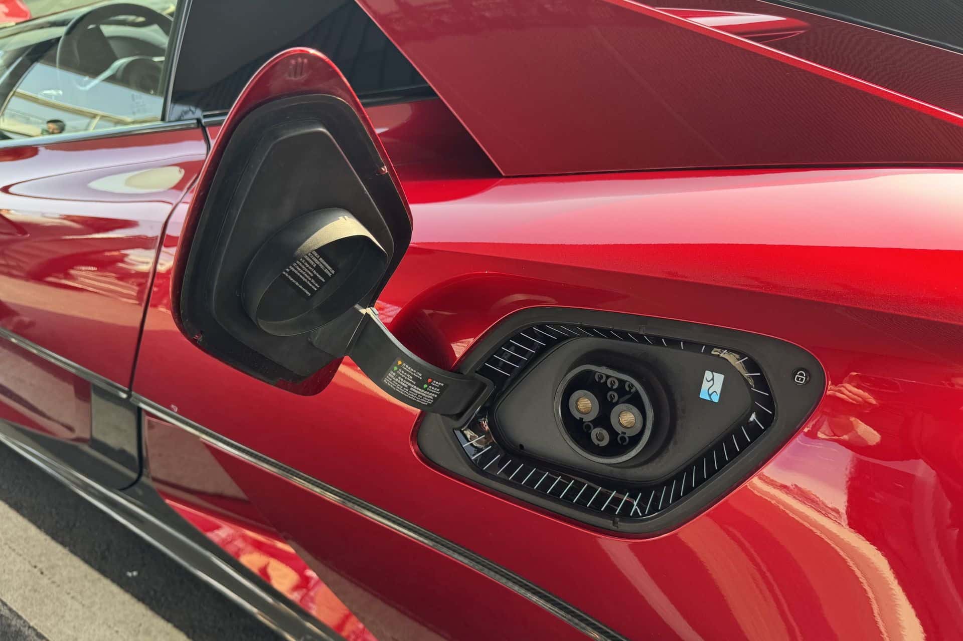 Yangwang U9: Οδηγώντας το ταχύτερο αυτοκίνητο παραγωγής στον κόσμο