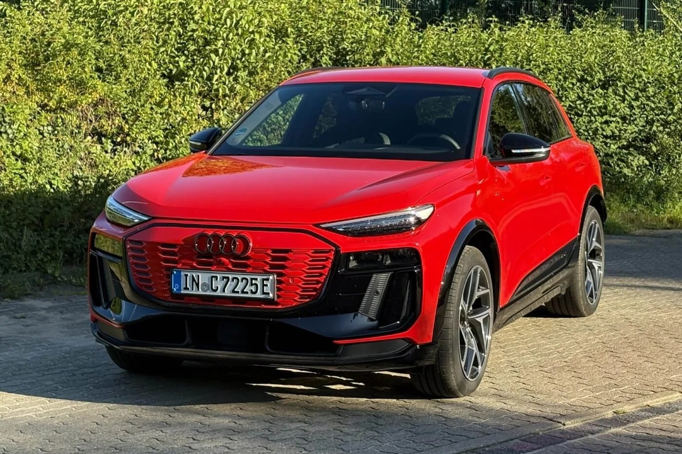 Audi Q6 e-tron quattro: Το ηλεκτρικό SUV που αλλάζει το παιχνίδι