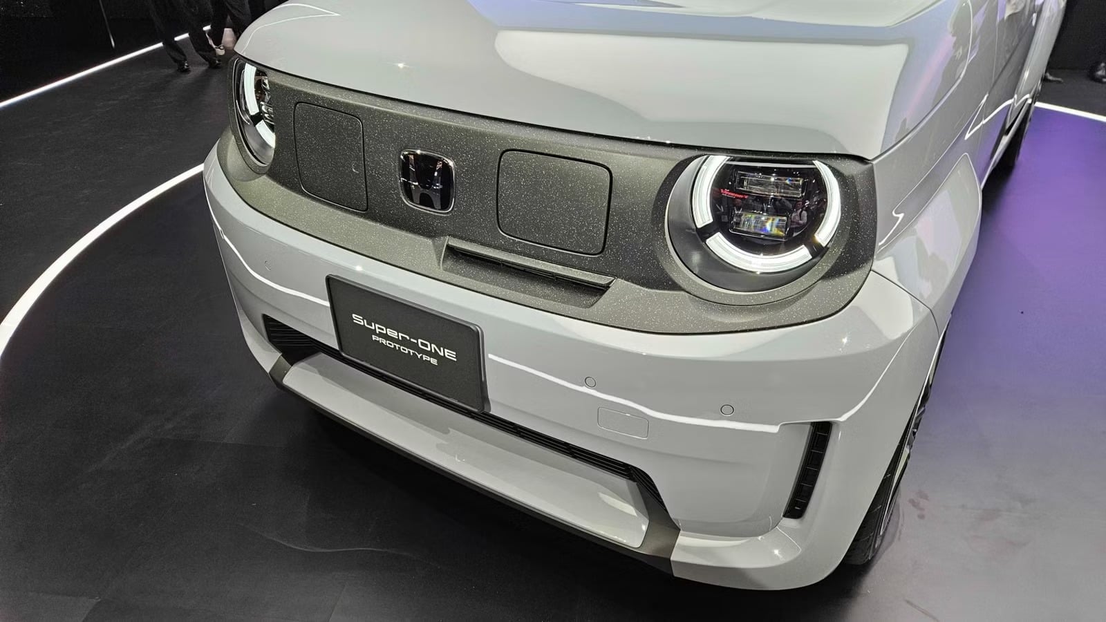 Οι 5 πιο «πιπεράτες» αποκαλύψεις της έκθεσης κινητικότητας της Ιαπωνίας