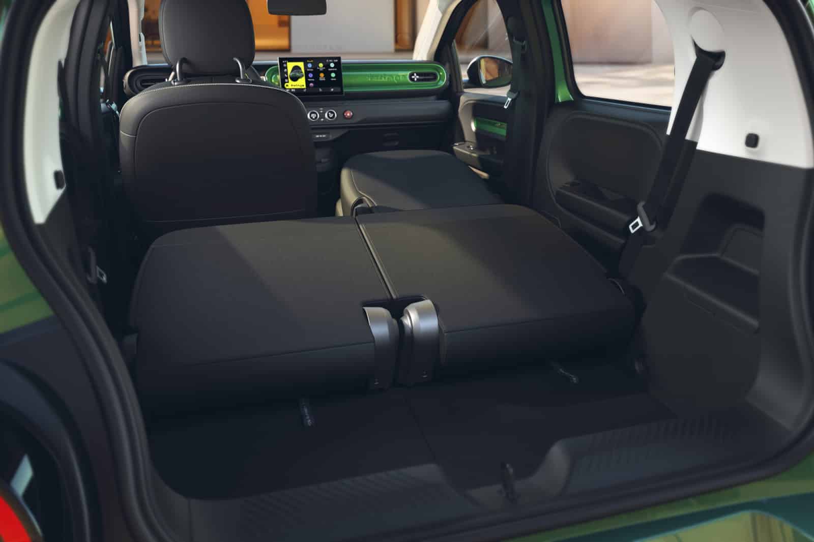 Αυτό είναι το νέο Renault Twingo που... μπαίνει στην πρίζα <p data-wpview-marker=