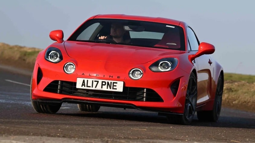 Alpine A110 Electric: Το Γαλλικό «τέρας» επιστρέφει και ρίχνει το γάντι στην Porsche!