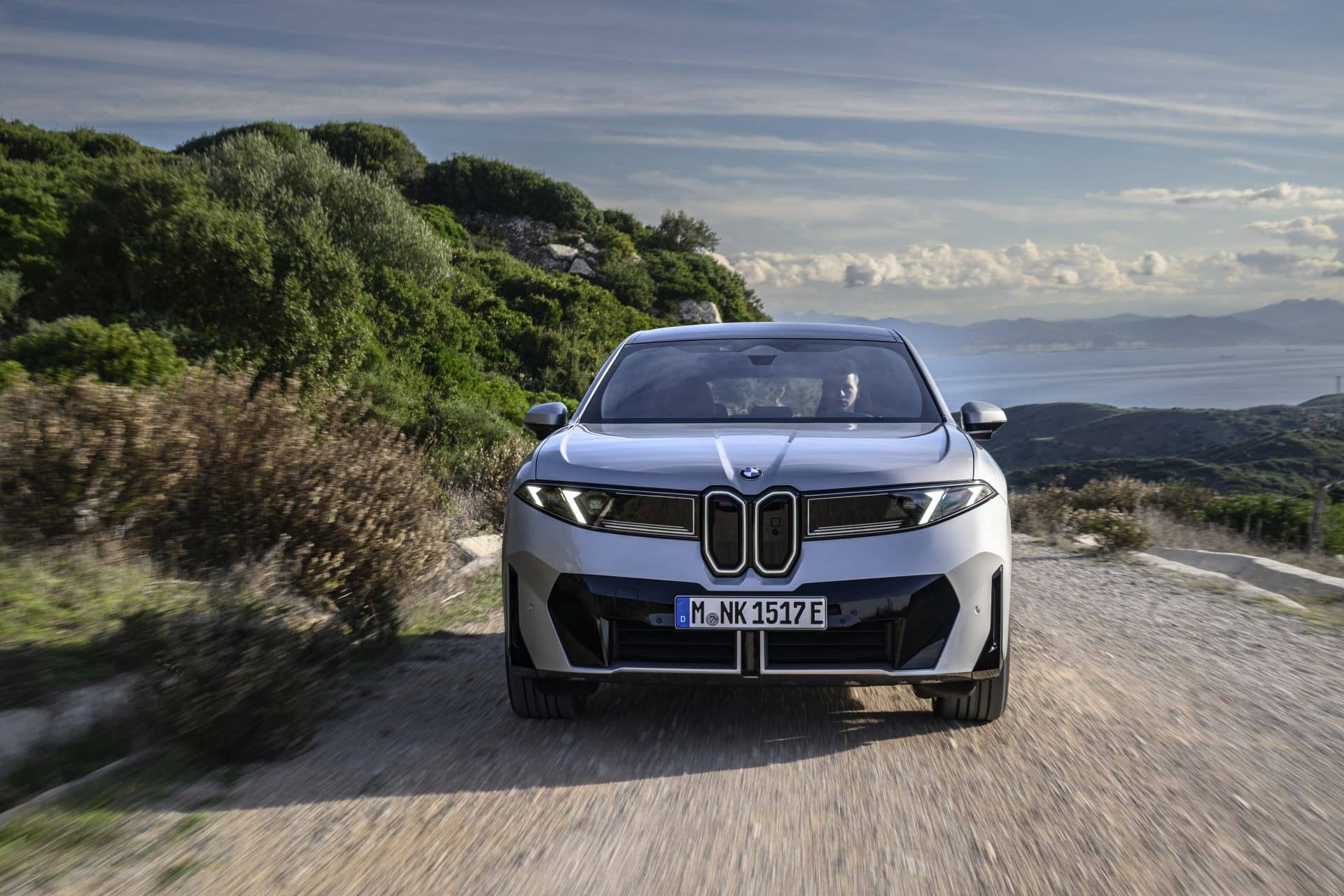 iX3 50 xDrive: Το ηλεκτρικό SUV που ανοίγει νέο κεφάλαιο για τη BMW