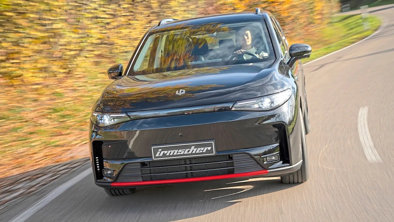 606 PS, τετρακίνηση και Irmscher: Το Leapmotor i C10 δεν παίζει πλέον άμυνα