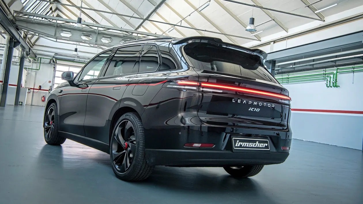 606 PS, τετρακίνηση και Irmscher: Το Leapmotor i C10 δεν παίζει πλέον άμυνα