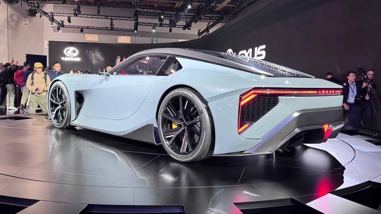 Η νέα Lexus LFA επιστρέφει… αλλά όχι όπως την φαντάζεστε!