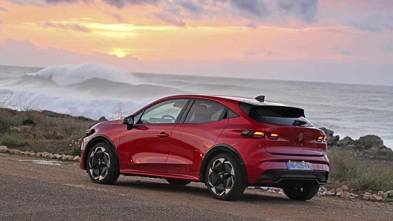 Νέο Renault Clio Hybrid E-Tech 2027: Υβριδική τεχνολογία, 158 PS και ώριμος χαρακτήρας