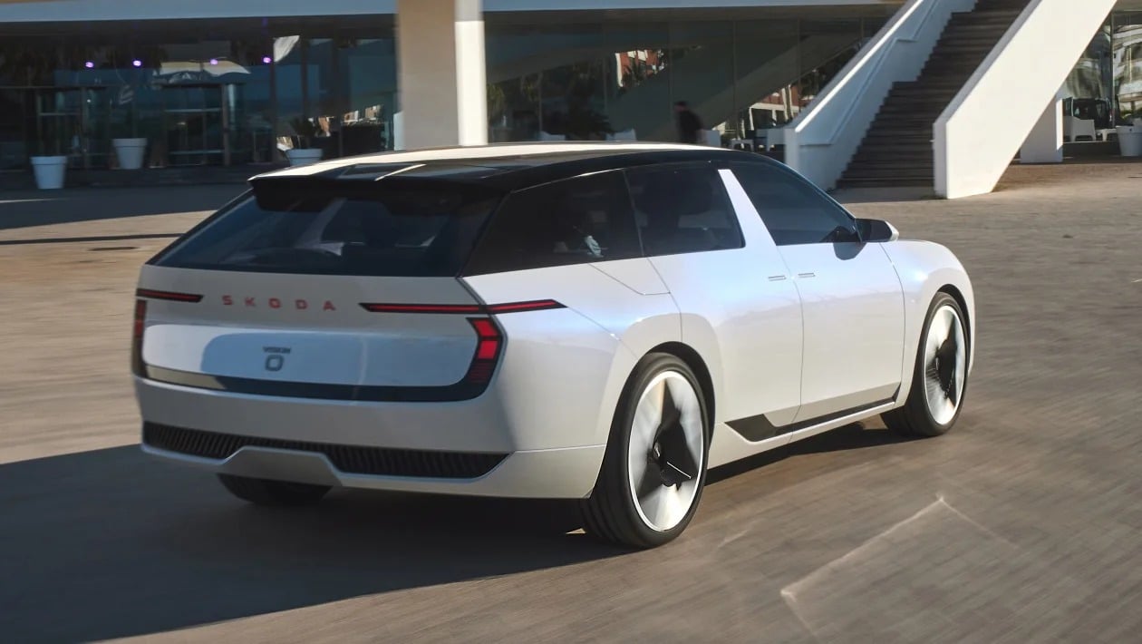 Skoda Vision O: Δείτε το εσωτερικό από το νέο ηλεκτρικό που τα «σπάει»