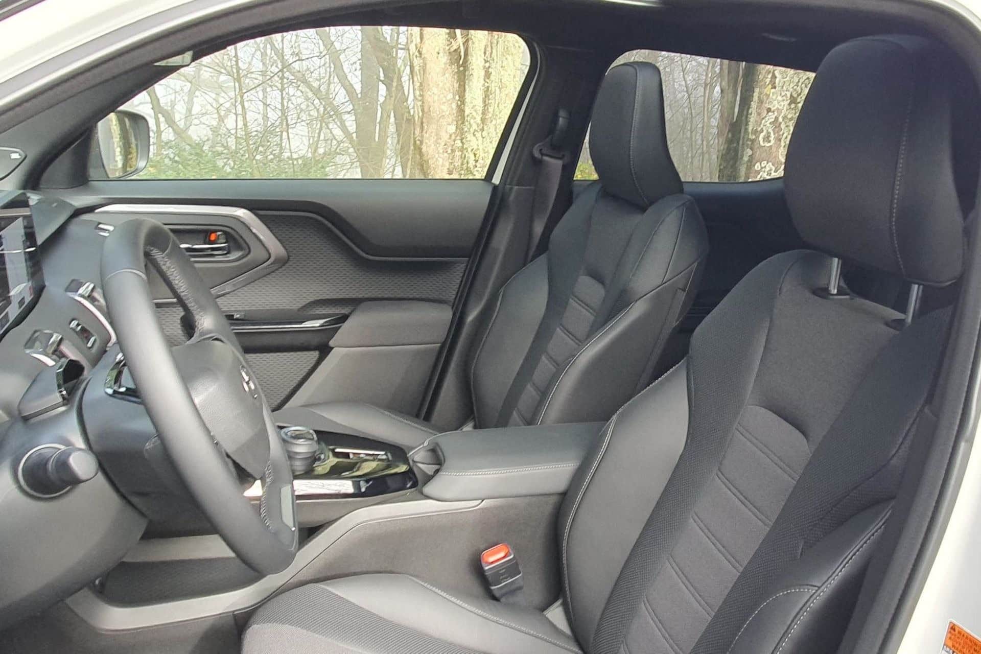 Το νέο Toyota Urban Cruiser αποκαλύπτεται