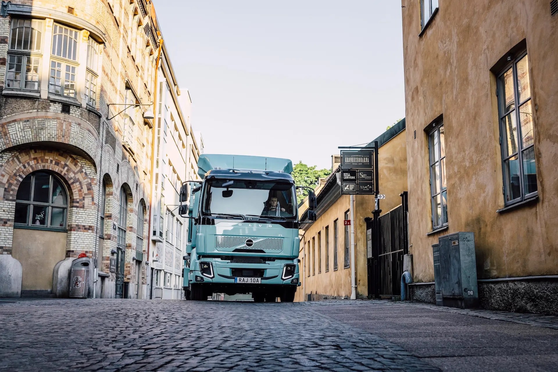 Volvo Trucks: Νέα έκδοση του FL Electric