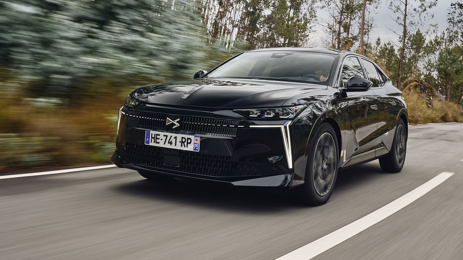 Πάτησε Ελλάδα το νέο DS N°4 - Δείτε εκδόσεις και τιμές