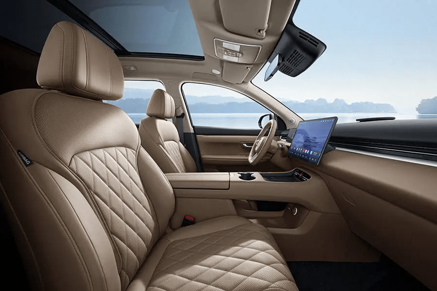 Νέο Seres Landian E5 Plus 2025: Αυτονομία 230 km, νέος σχεδιασμός και τιμή από €15.300 στη Κίνα