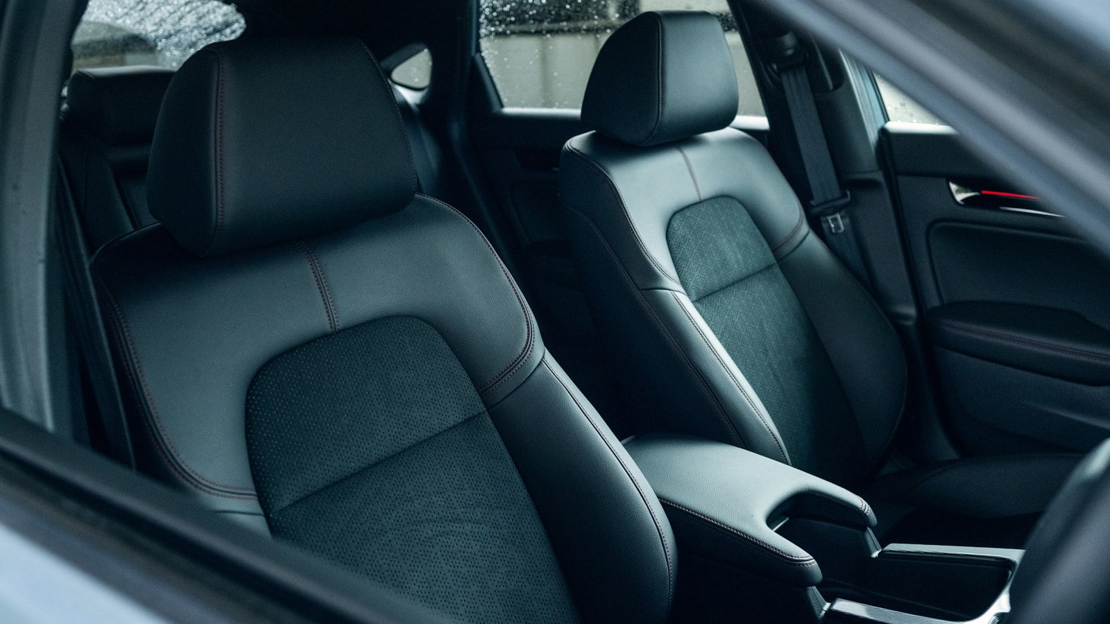 Η HONDA ετοιμάζει το υβριδικό Civic e:HEV RS