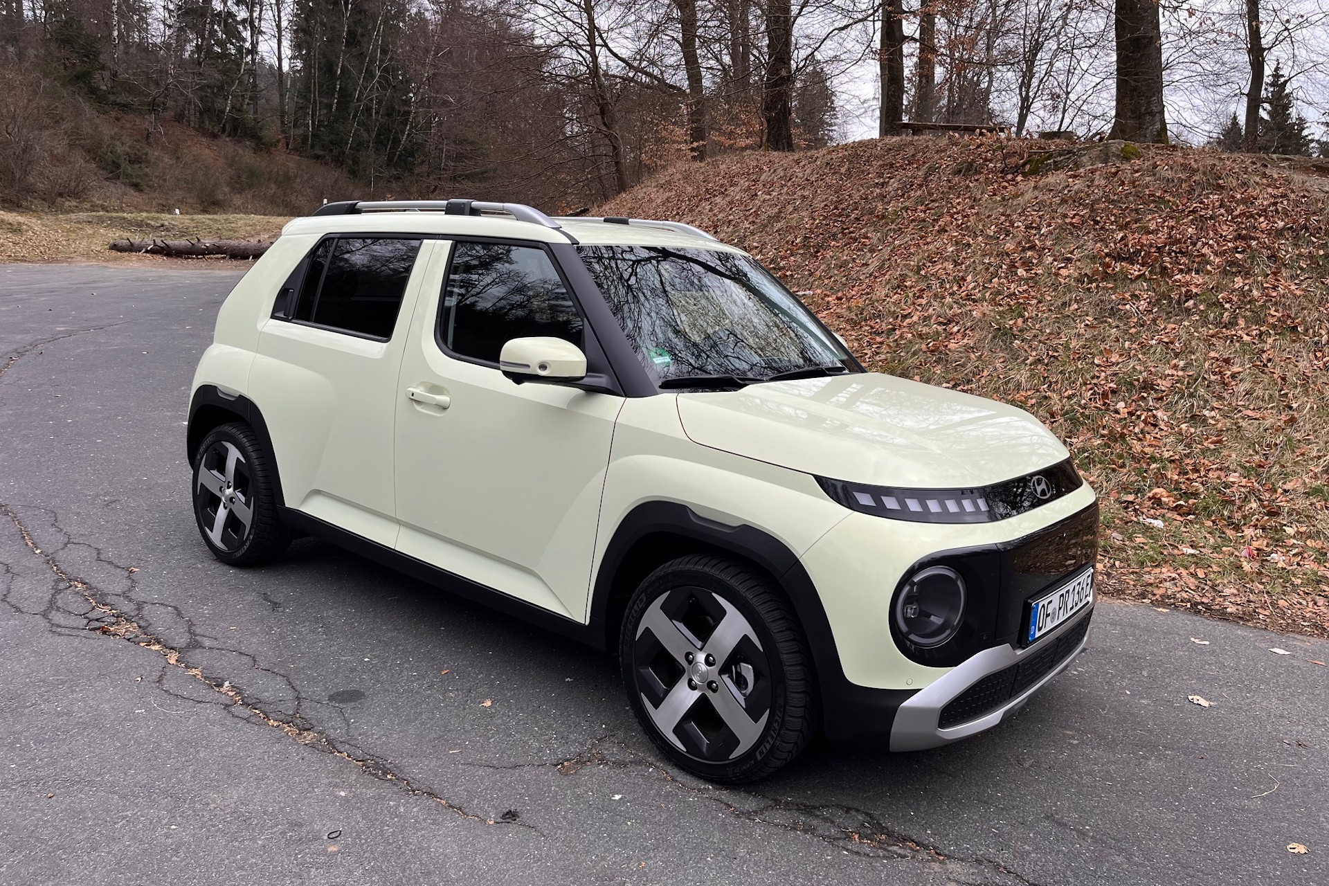 Αυτά τα 7 ηλεκτρικά αυτοκίνητα μπορούν να διανύσουν περισσότερα από 300 χιλιόμετρα με μία φόρτιση