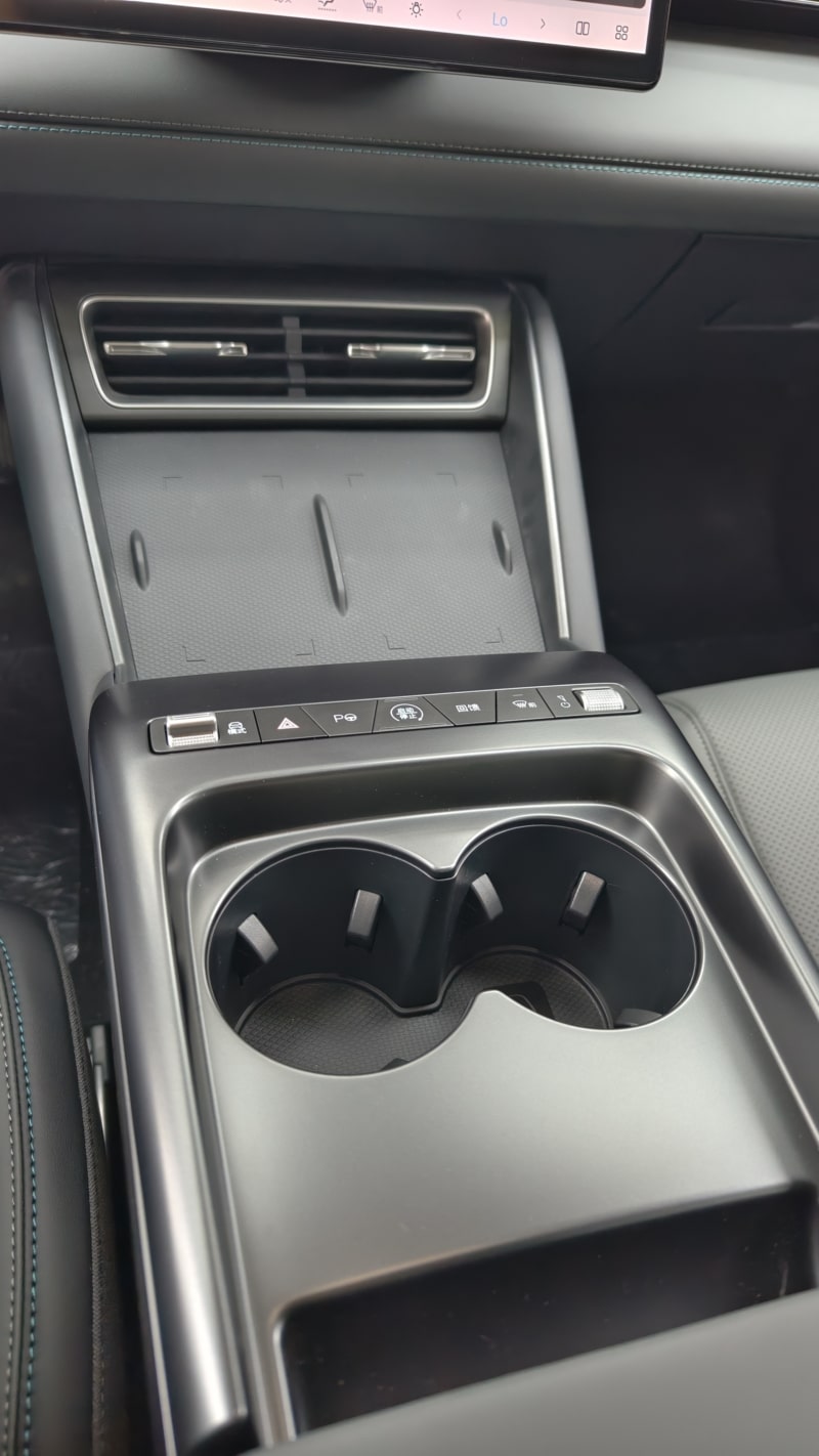 BYD Seal 6 EV: Το compact ηλεκτρικό sedan που βάζει την οδήγηση πάνω απ’ όλα