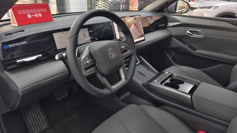 BYD Seal 6 EV: Το compact ηλεκτρικό sedan που βάζει την οδήγηση πάνω απ’ όλα