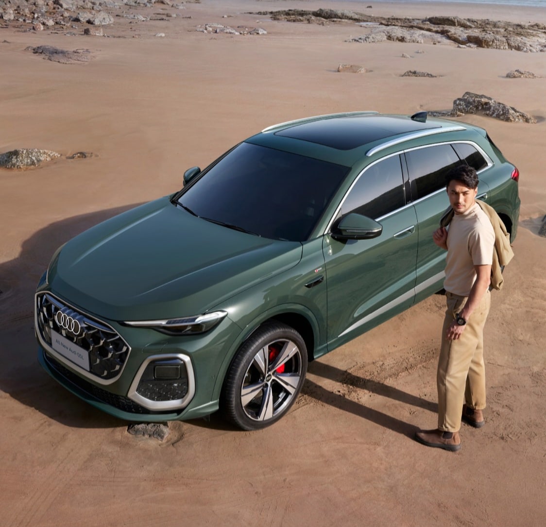 Audi Q5L 2025: Το νέο SUV με μακρύ μεταξόνιο και υψηλή τεχνολογία