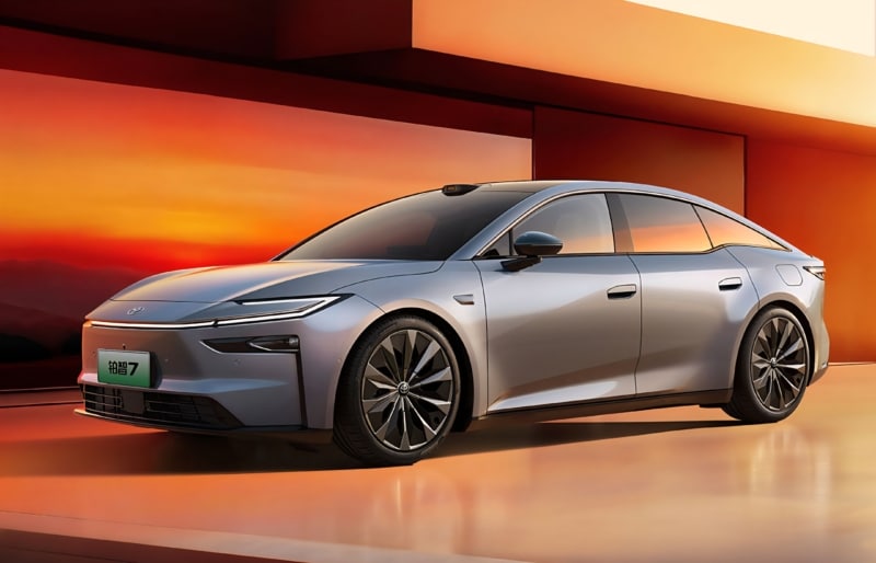 Το νέο Toyota bZ7 ταράζει τα νερά με 282 PS, τεχνολογία Xiaomi και Huawei και τιμή-έκπληξη
