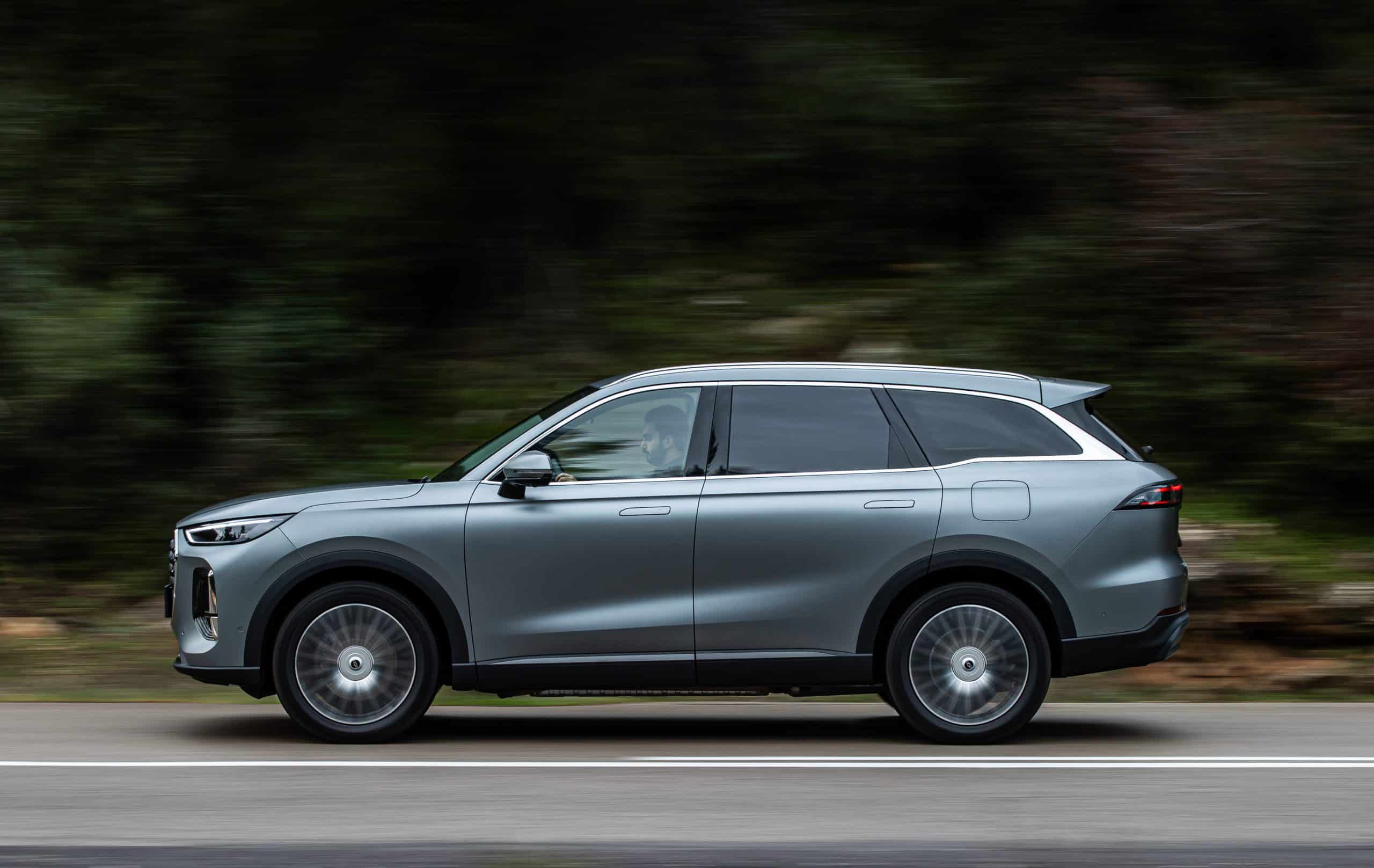 Chery Tiggo 9: Ναυαρχίδα με Ελληνικές ρίζες