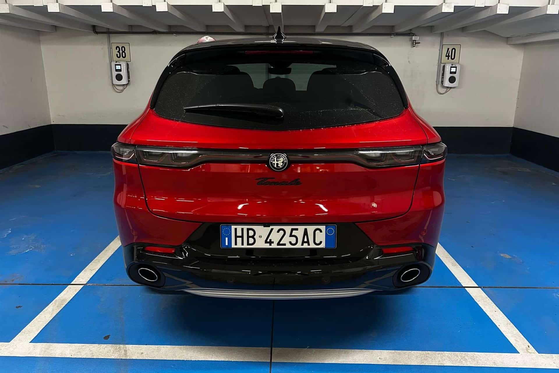 Η Alfa Romeo αλλάζει τα πάντα: Η Tonale PHEV δείχνει τον νέο δρόμο