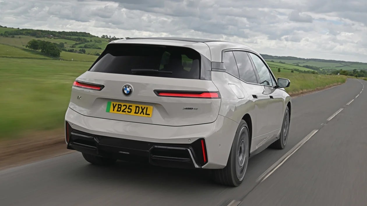 BMW iX: Το ηλεκτρικό SUV που επαναπροσδιορίζει την πολυτέλεια, την άνεση και την αυτονομία