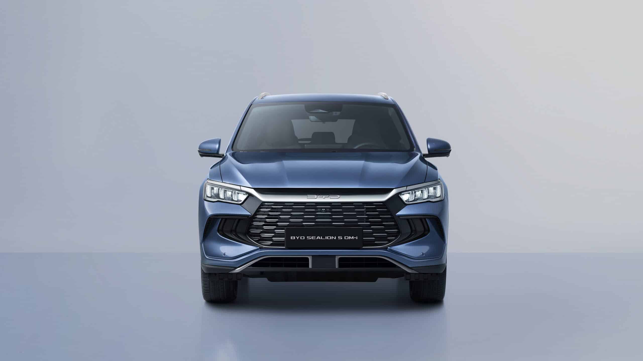 Η BYD παρουσιάζει το νέο SEALION 5 DM-i - Δείτε εκδόσεις και τιμές