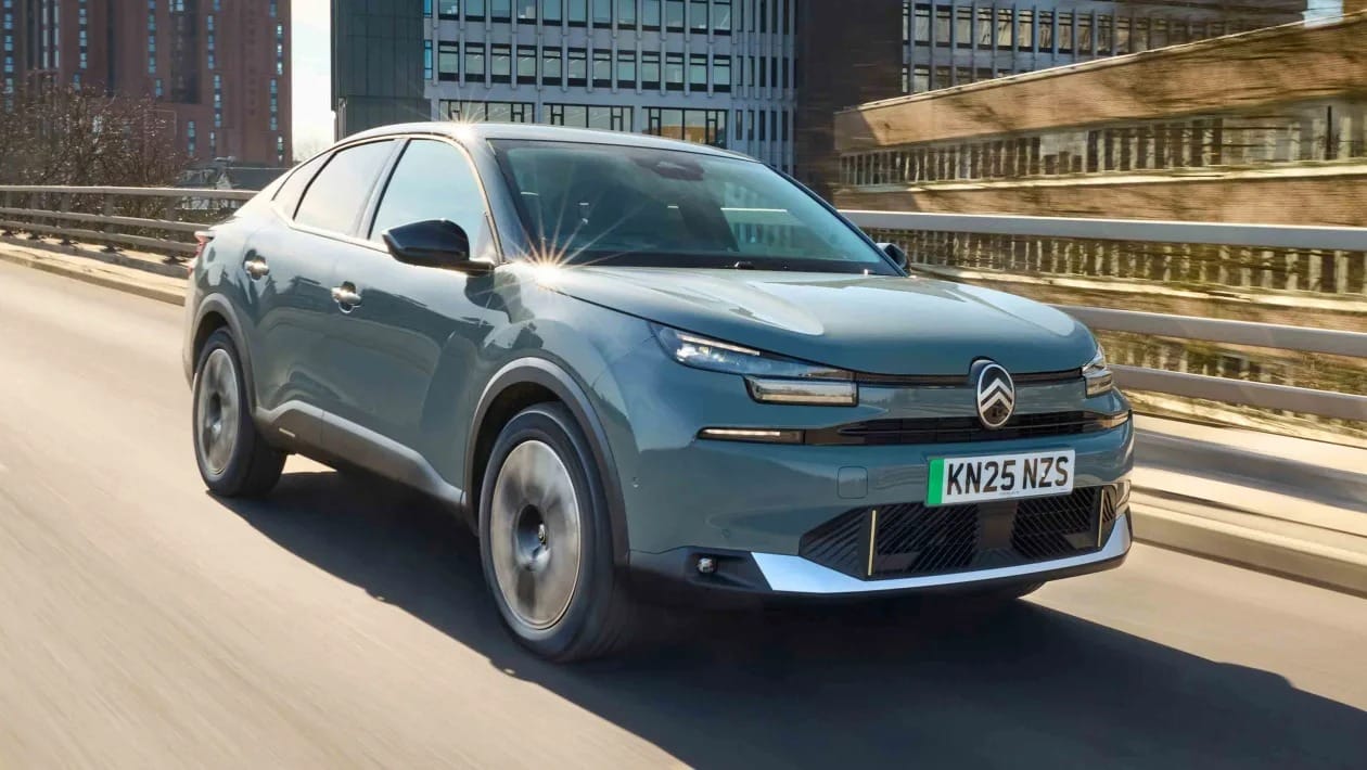 Citroën e-C4 X: Το άνετο ηλεκτρικό σεντάν με έως 420 km αυτονομία
