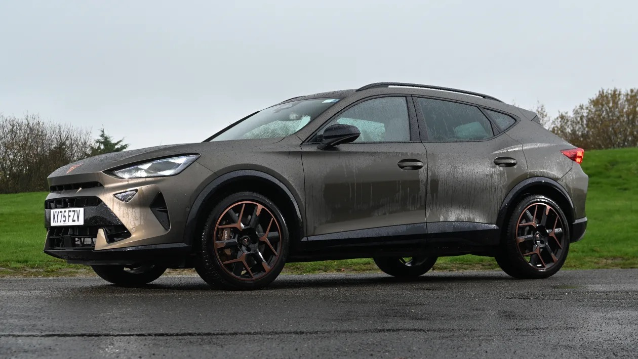 Audi Q3 vs Cupra Formentor: Premium ποιότητα ή καθαρό σπορ DNA;