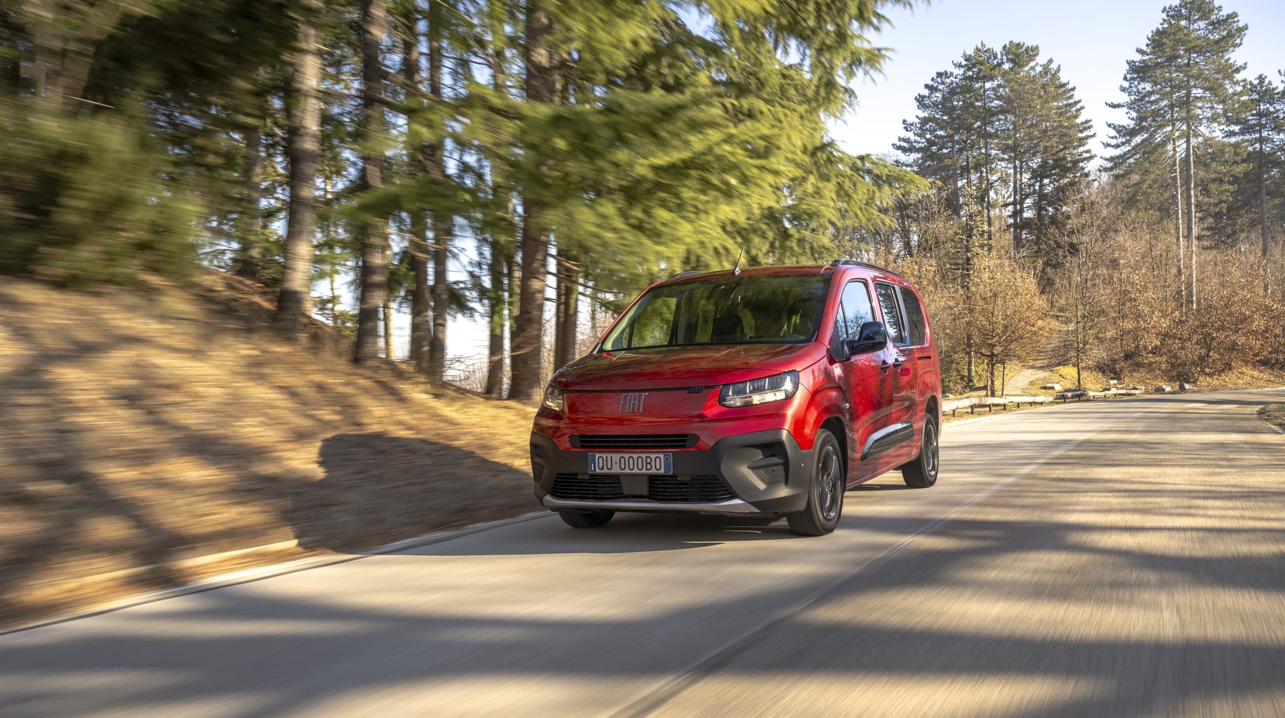 Σαλόνι αυτοκινήτου Βρυξελλών - FIAT QUBO L: Το οικογενειακό «πολυεργαλείο» με έως 7 θέσεις, 900 χλμ. αυτονομία και 144 διαμορφώσεις!