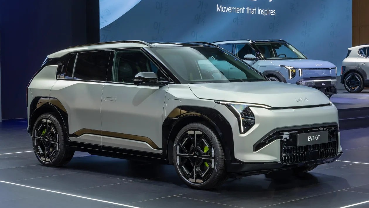 Σαλόνι αυτοκινήτου Βρυξελλών: Το καυτό Kia EV3 GT διαθέτει 288 ίππους και τετρακίνηση