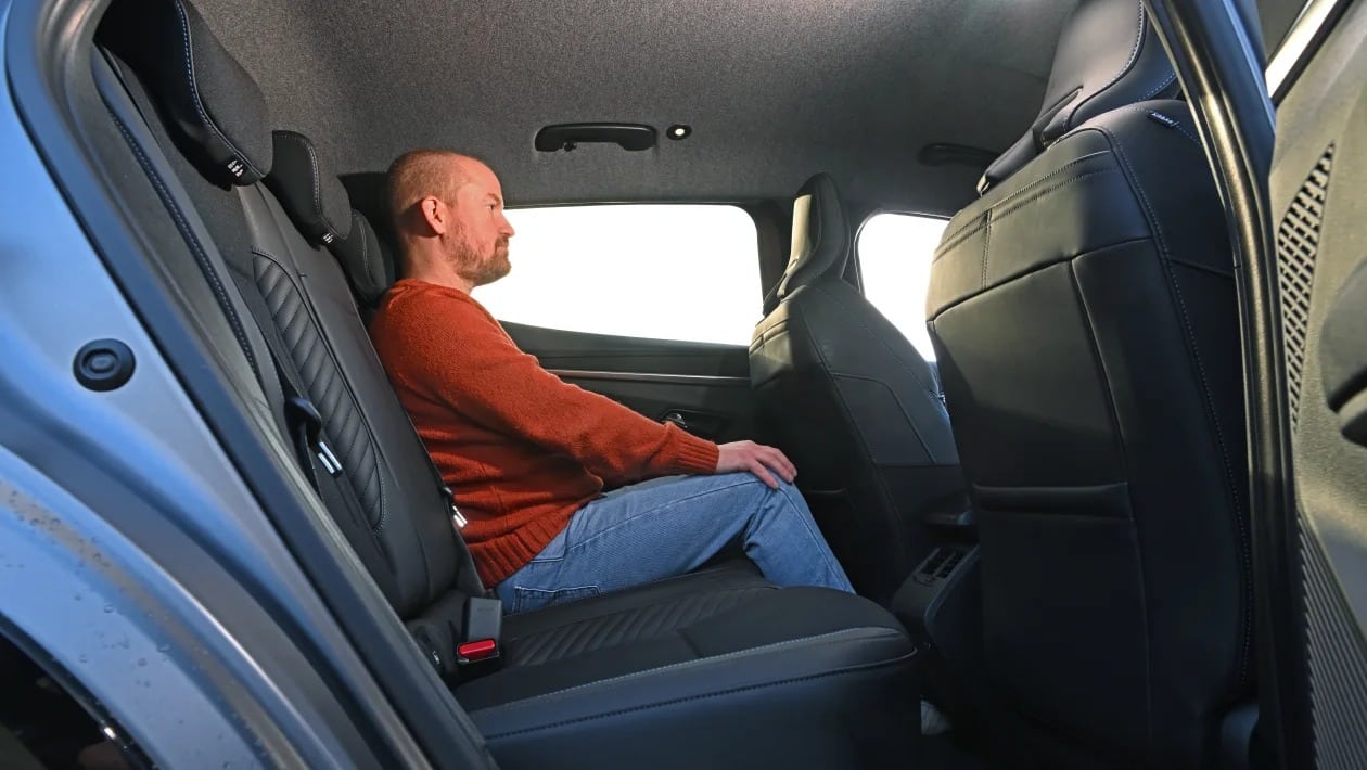 Kia EV4 vs Renault Megane E-Tech: Ποιο ηλεκτρικό hatchback είναι καλύτερο;