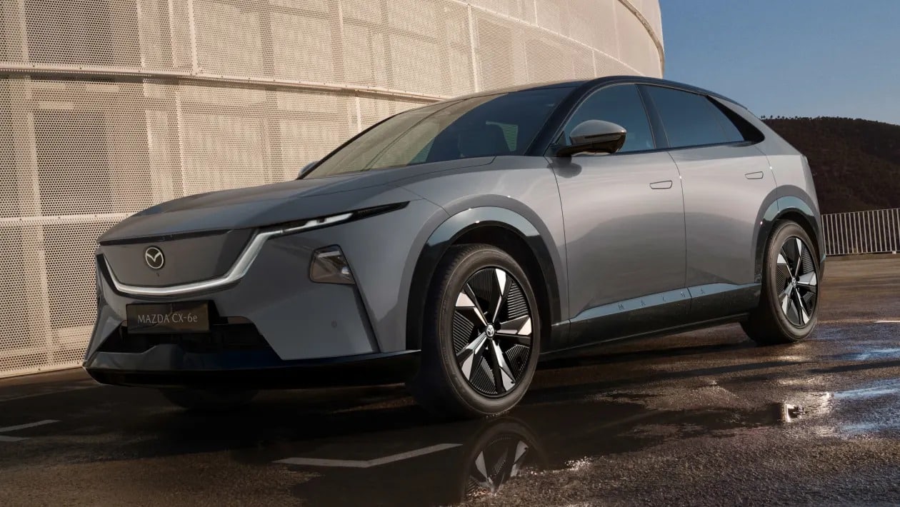 Mazda CX-6e 2026: Το Colpo Grosso