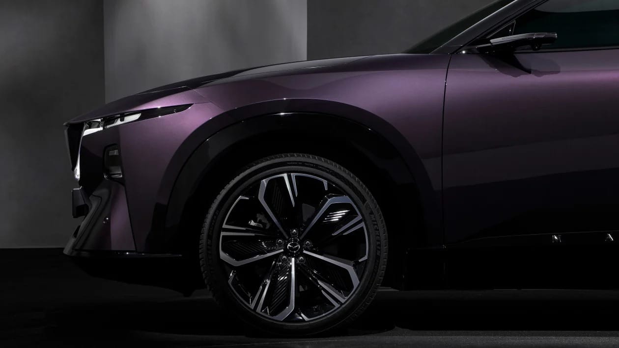 Mazda CX-6e 2026: Το Colpo Grosso