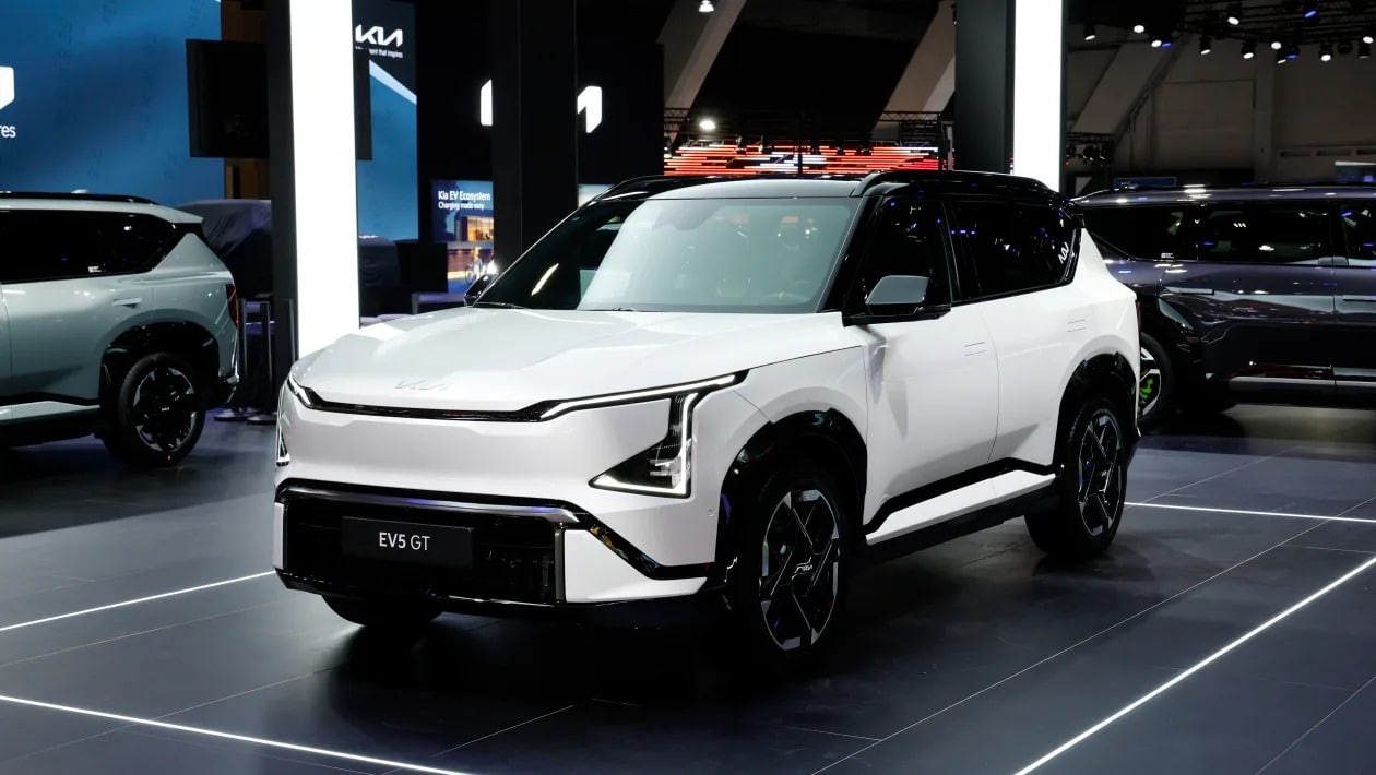Σαλόνι Αυτοκινήτου Βρυξελλών: Νέο Kia EV5 GT με 300 ίππους και AWD