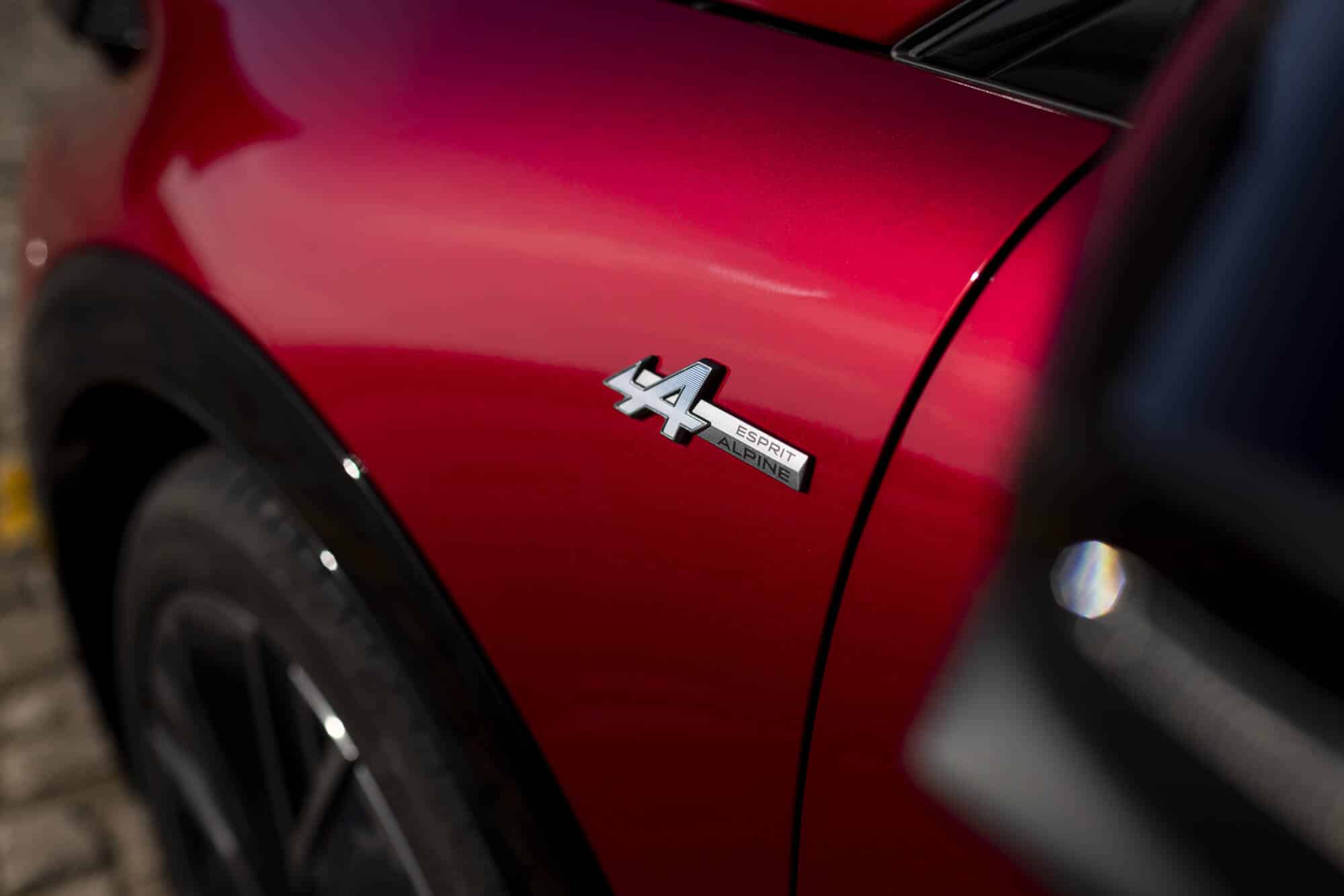 Η νέα 6η γενιά του Renault Clio στην Ελλάδα από €20.900 - Δείτε εκδόσεις και τιμές