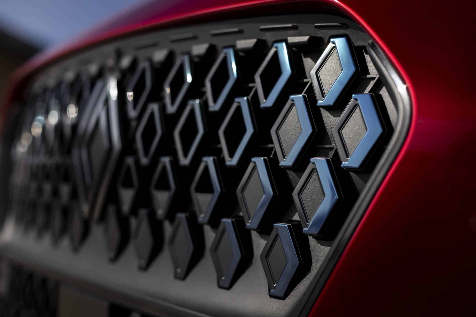 Η νέα 6η γενιά του Renault Clio στην Ελλάδα από €20.900 - Δείτε εκδόσεις και τιμές