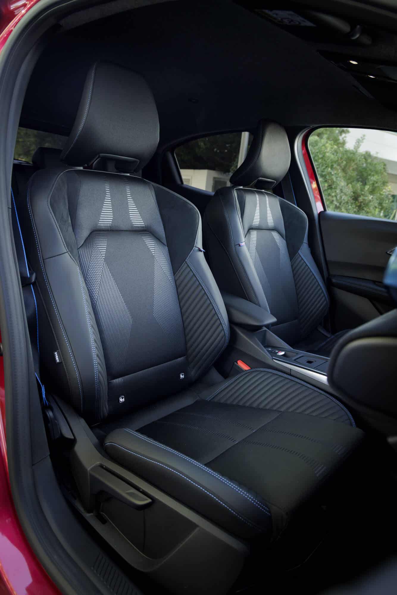 Η νέα 6η γενιά του Renault Clio στην Ελλάδα από €20.900 - Δείτε εκδόσεις και τιμές