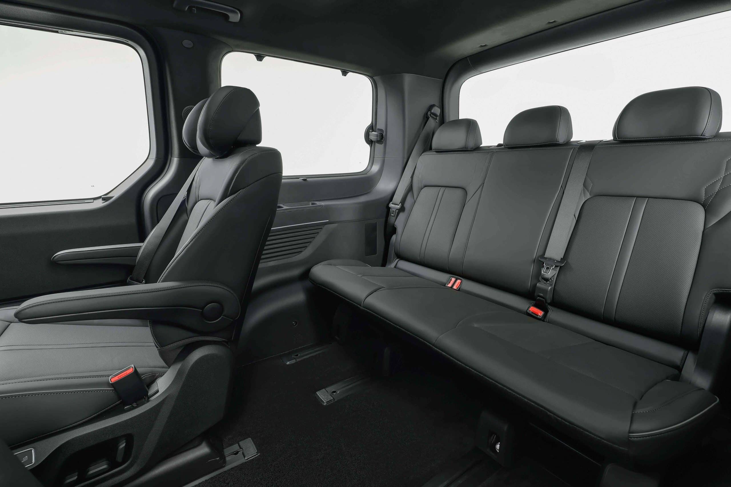 Νέο Hyundai STARIA Electric: Πρακτικότητα και χώροι με μηδενικούς ρύπους