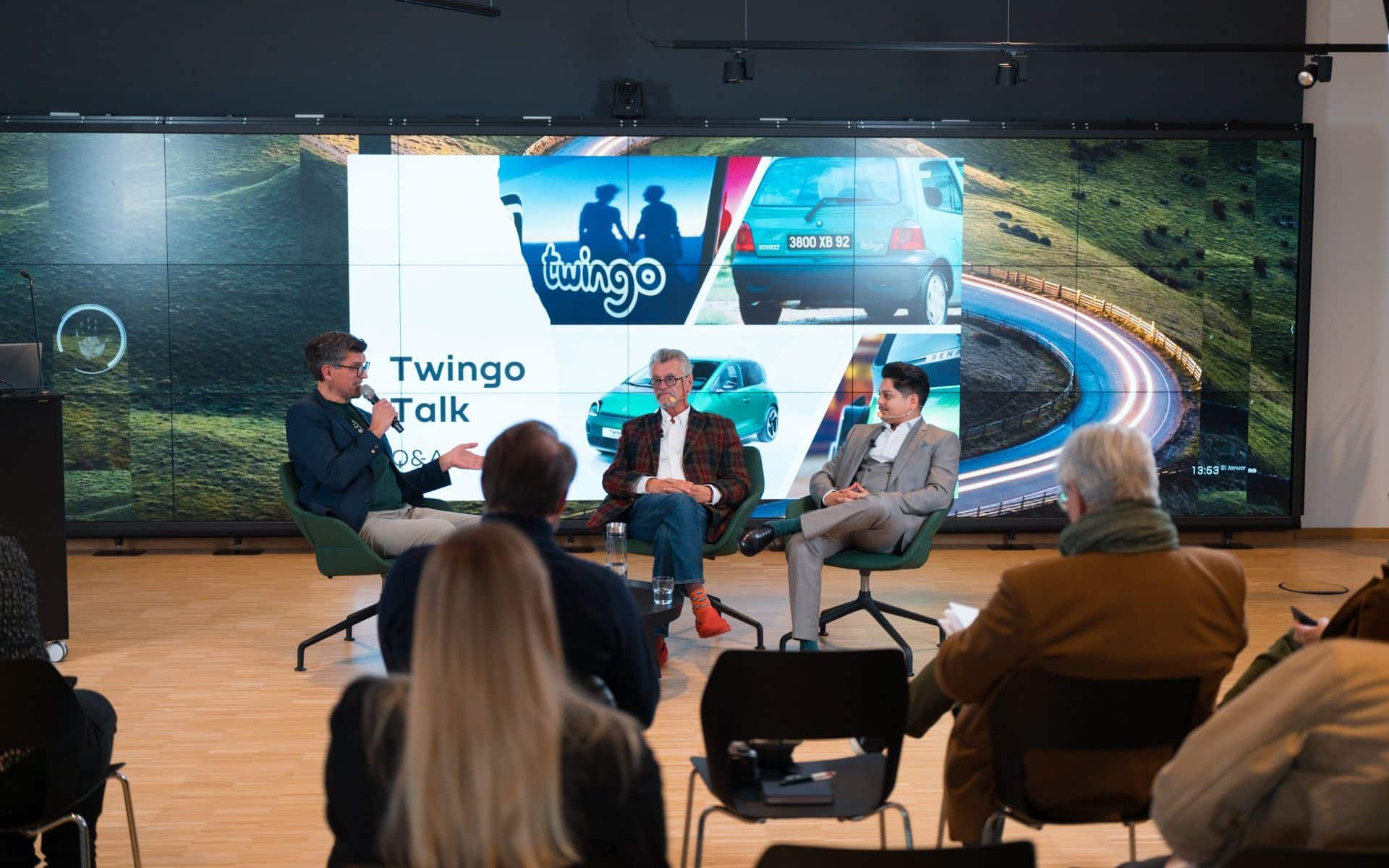 Ένα αυτοκίνητο, ένα χαμόγελο, ένα όνομα: Η ιστορία του Twingo!