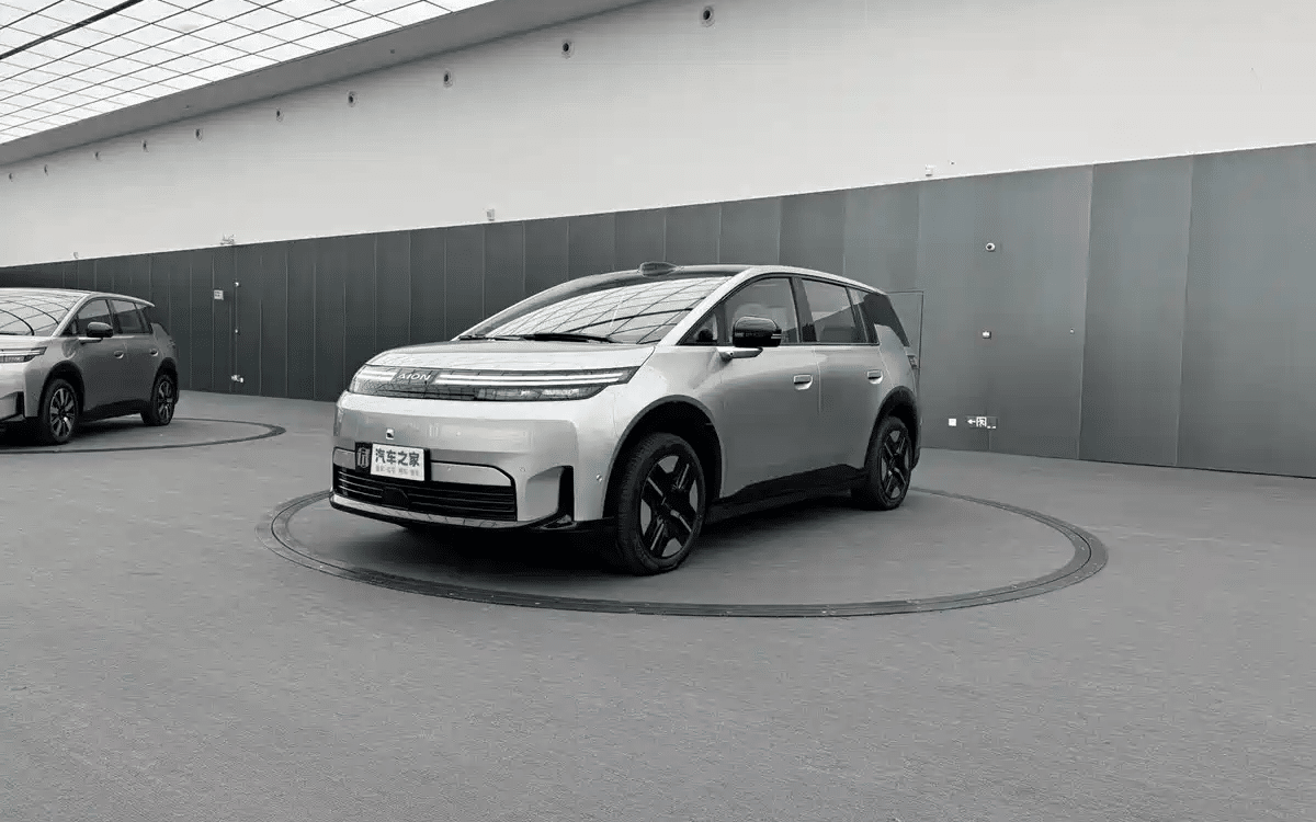 Αποκαλύφθηκαν τα σκίτσα σχεδίασης του GAC Aion N60: Έργο του πρώην σχεδιαστή της BMW, Benoit Jacob