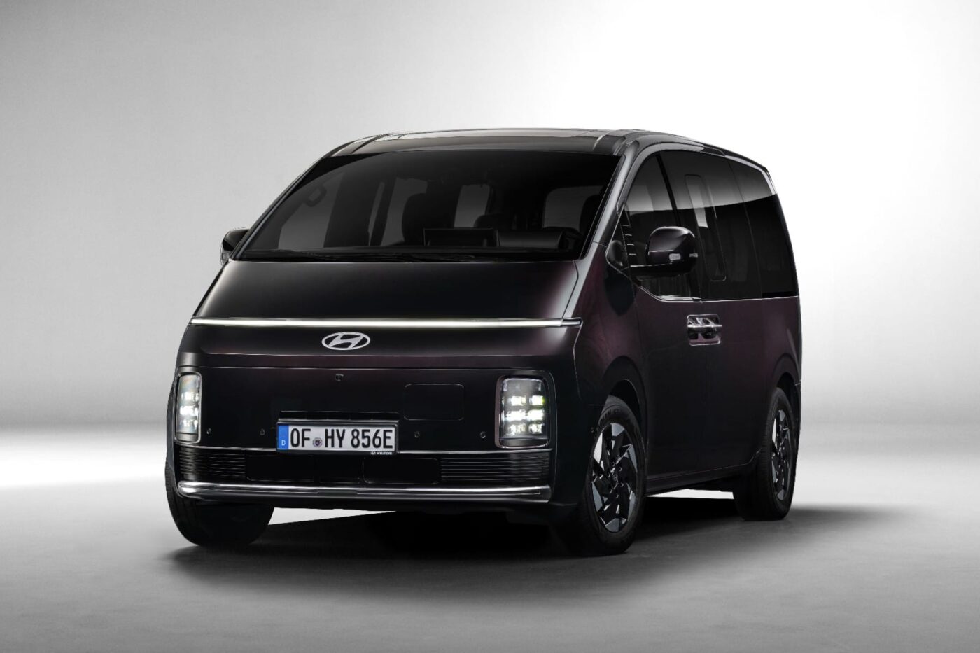 Hyundai Staria Electric: Το φουτουριστικό ηλεκτρικό βαν έρχεται Ευρώπη με 218 PS και φόρτιση-αστραπή