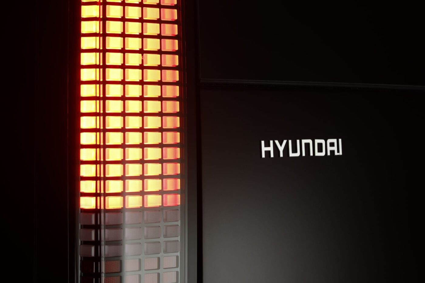 Hyundai Staria Electric: Το φουτουριστικό ηλεκτρικό βαν έρχεται Ευρώπη με 218 PS και φόρτιση-αστραπή